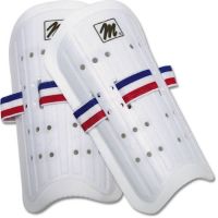 MacGregor Plastic Shin Guards - Youth 7"